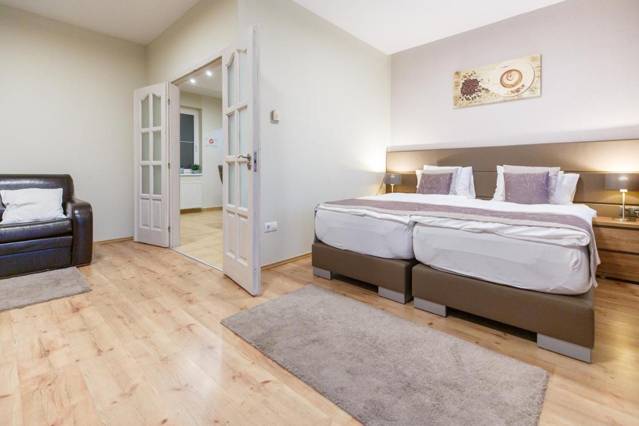 Mokka Apartments Miskolc Ngoại thất bức ảnh