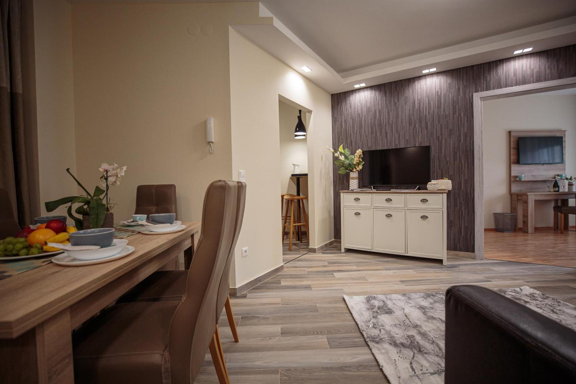 Mokka Apartments Miskolc Ngoại thất bức ảnh